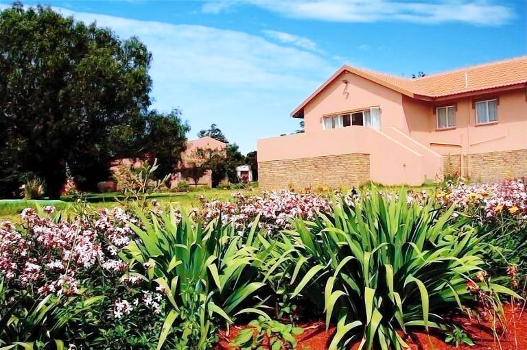 House  Benoni