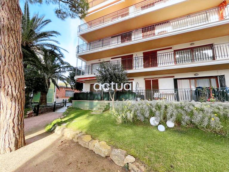 Apartment | Beach nearby | Pets are welcome in Castell-Platja d'Aro
