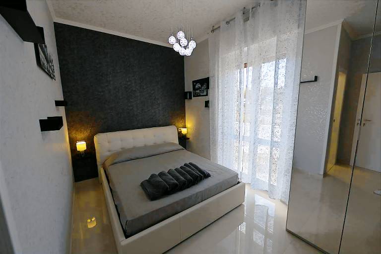 Double Room 1 with Wi-Fi and Air Conditioning — photo 5