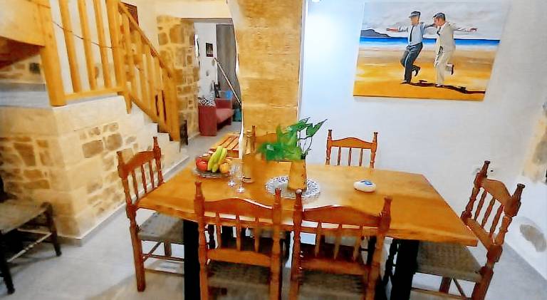 Villa with 5 rooms for 12 persons — photo 3