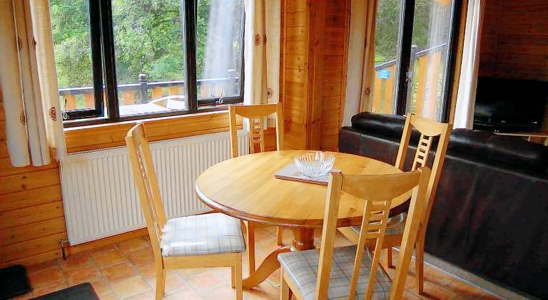 Luxury woodland Alder Lodge — photo 3