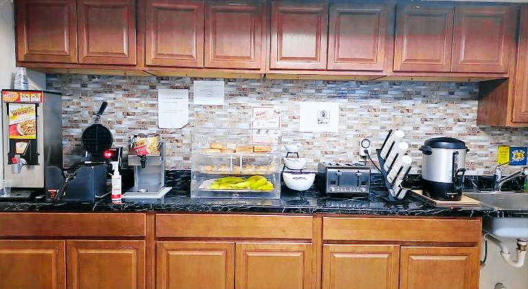 Budgetel inn & Suites — photo 3
