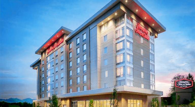 Hampton Inn & Suites Asheville Biltmore Area — photo 2