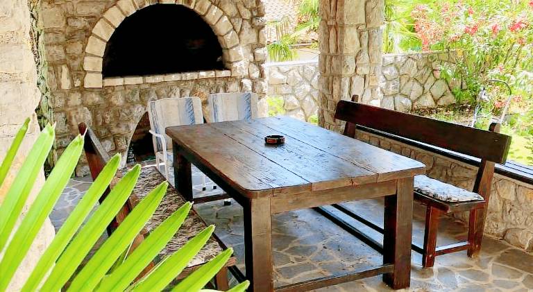 Holiday apartment with yard, terrace & barbeque — photo 5