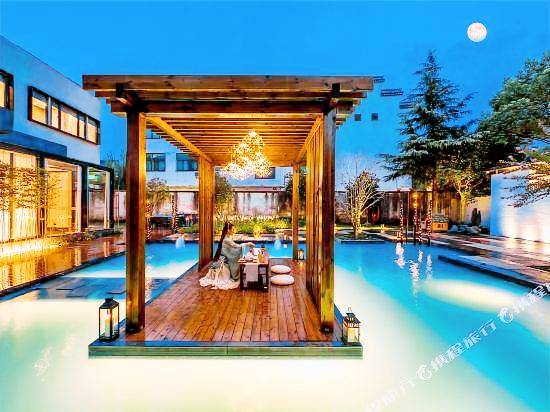 Floral Hotel Wuzhen Mushe Shiguang Hot Spring B&B — photo 5