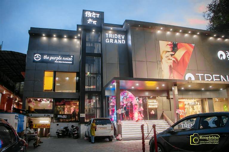 Hotel Tridev Grand