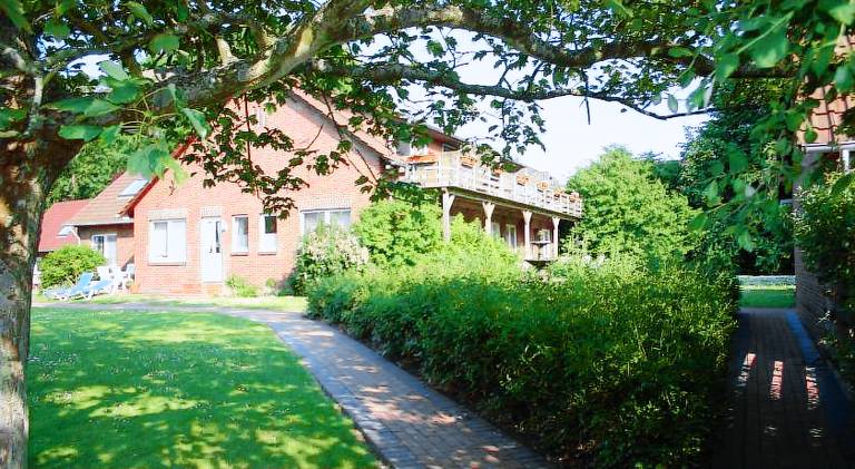 Wonderful holiday apartment with garden & patio | Pet-friendly — photo 4
