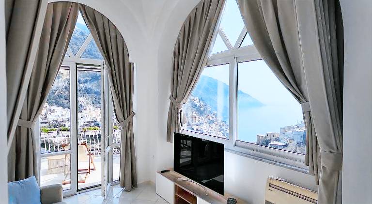 Lovely apartment | Next to the beach | Dogs allowed in Agerola