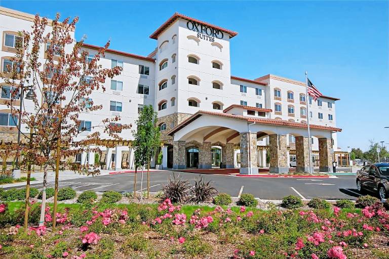 Oxford Suites Sonoma- Rohnert Park in Rohnert Park, CA