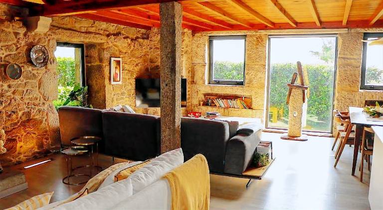 Fully equipped vacation home with barbeque, terrace & private pool | Pet-friendly — photo 4