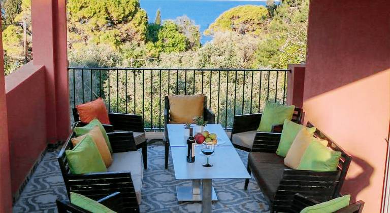Fully equipped beautiful villa with garden, barbeque & terrace | Beach nearby | Suitable for remote work | Pet-friendly — photo 4