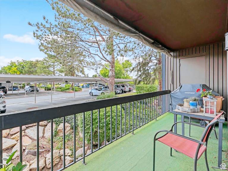 Child-friendly lovely condo with pool & patio | Pets are welcome — photo 5