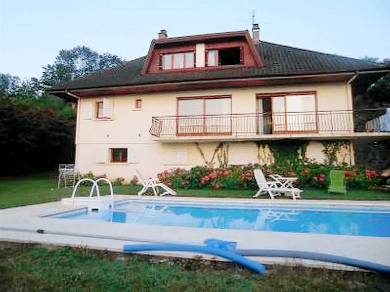 Villa  Douvaine
