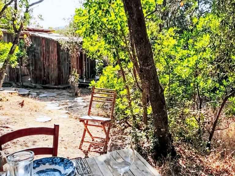 Vacation home with patio | Pets allowed — photo 2