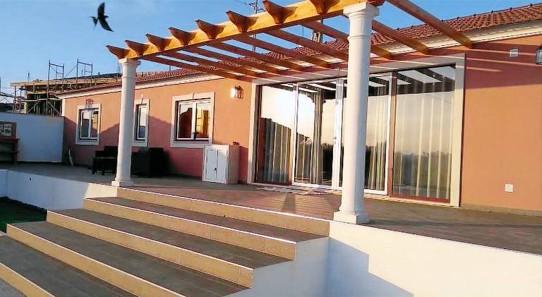 Vacation home with pool | Pets are welcome in Leiria