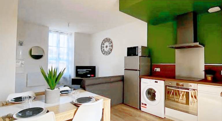 Holiday apartment with jacuzzi — photo 3