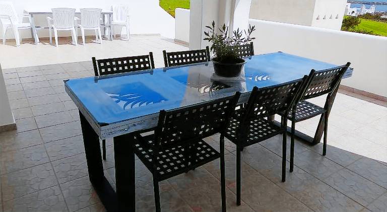 Spacious rental apartment with terrace | Pets are welcome in Paros