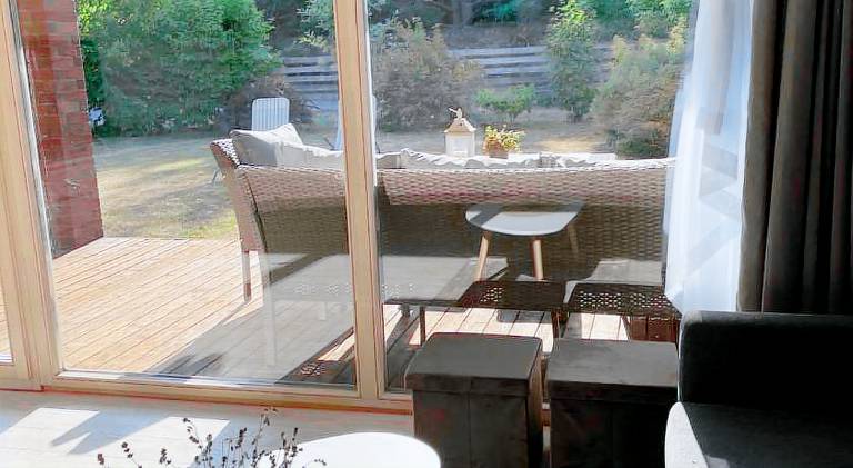 Beautiful rental apartment with garden, patio & grill | Next to the beach | Pets are welcome — photo 2