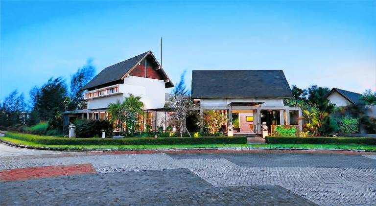 Resort Sebong Lagoi