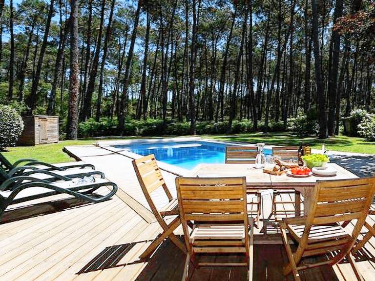 Villa with terrace & private pool | Pets are welcome — photo 3