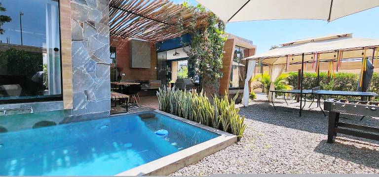 w Quiet 2BR Country Villa w Private Pool Games