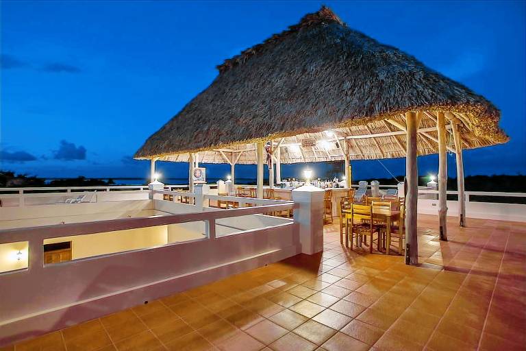 Bed & Breakfast Corozal