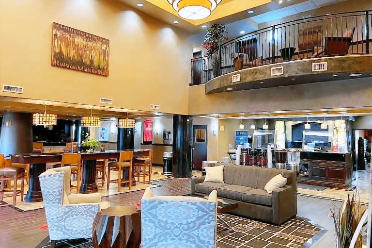 Best Western Plus KC Speedway Inn & Suites