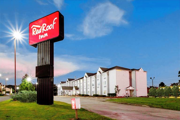 Red Roof Inn Sulphur — photo 3