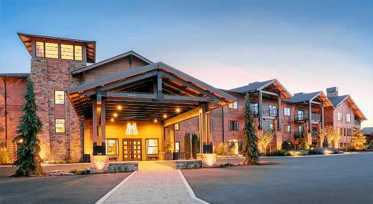Pronghorn Resort — photo 2