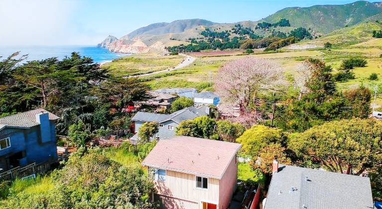 Stunning Oceanview Coastal Home Beach Trails Family Activities in San Mateo, CA