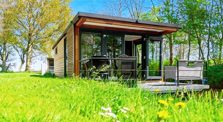 46 m&sup2; Hausboot