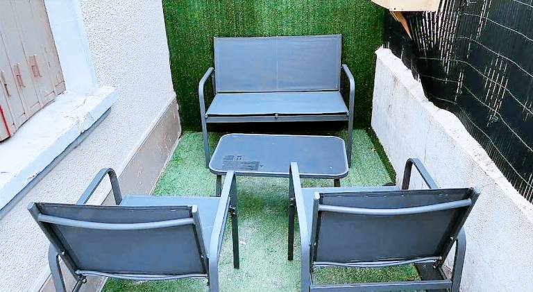 House with yard, terrace & grill | Pets allowed — photo 4