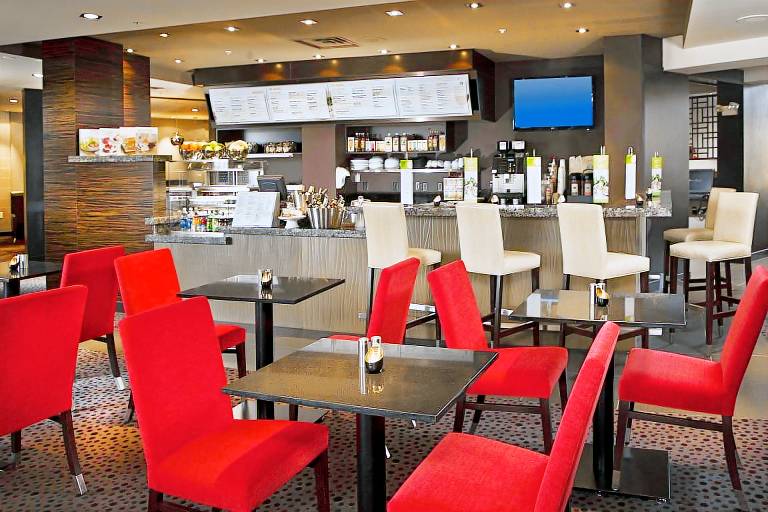 Courtyard by Marriott Dulles Town Center — photo 4