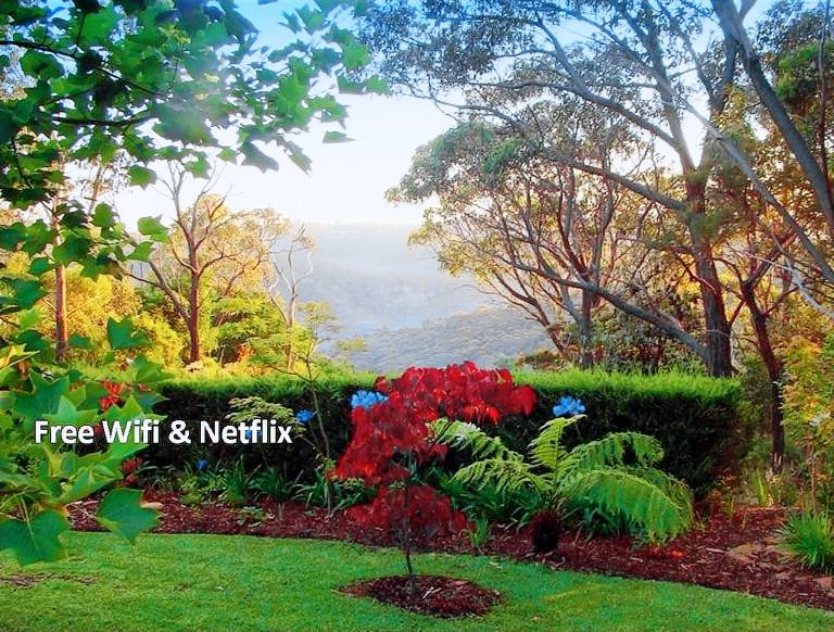 House Leura