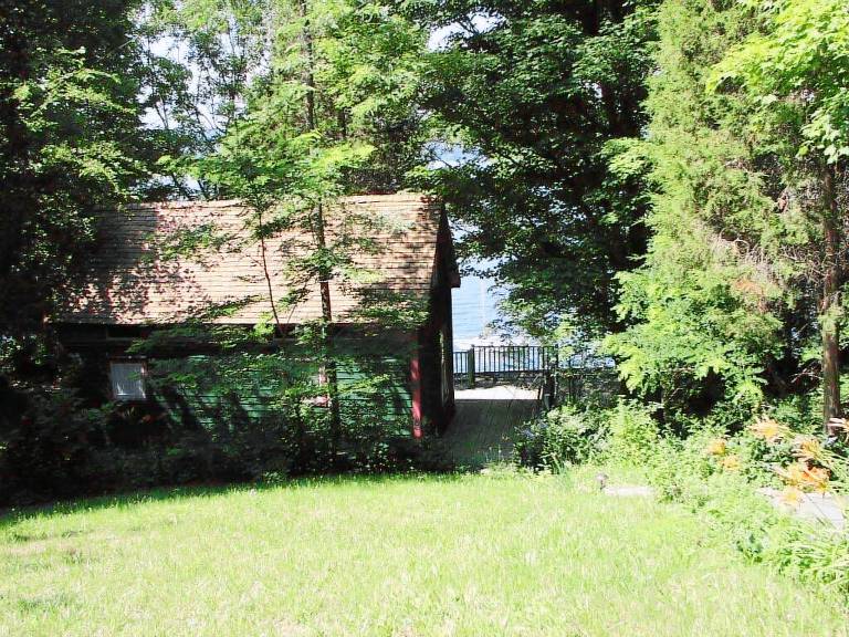 Cabin Lansing