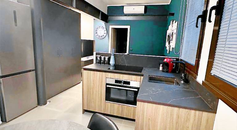 Apartment | Near Two Towers — photo 2