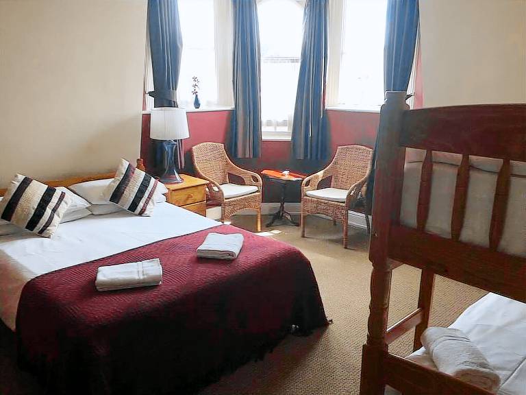 Bed & Breakfast Ealing