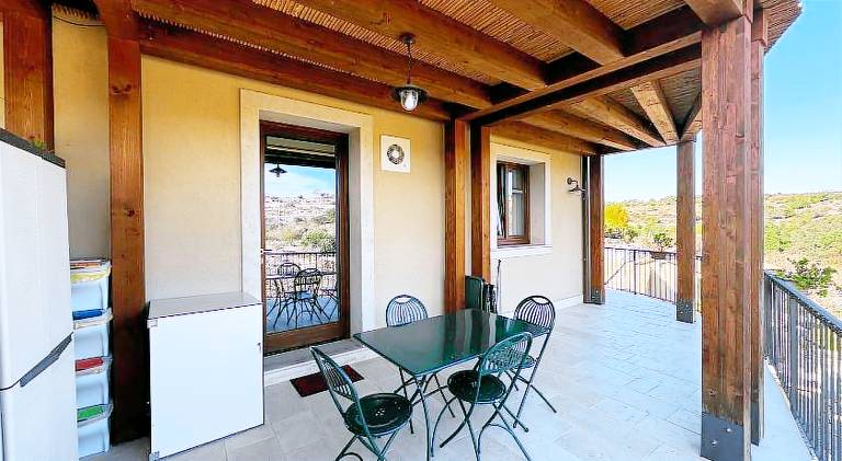 House with 2 rooms for 5 persons — photo 3