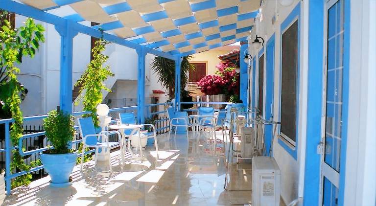 Ikonomakis Apartments — photo 3