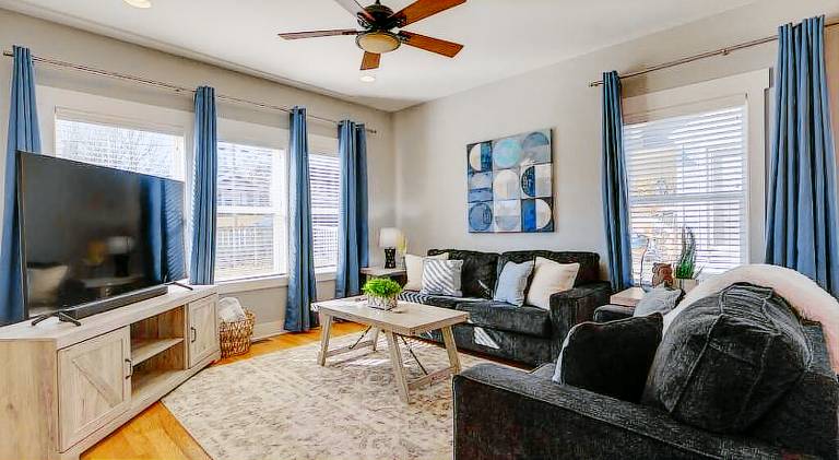 House with barbecue | Perfect for remote work in Nashville, TN
