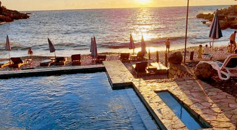 Holiday apartment with pool, garden & terrace | Pets allowed — photo 3