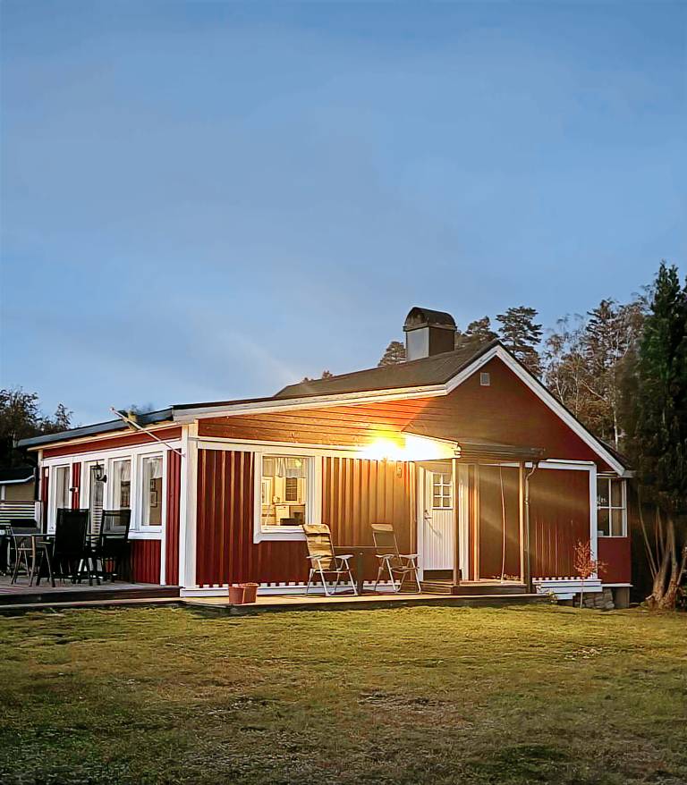 House with garden, BBQ & terrace | Water view — photo 3