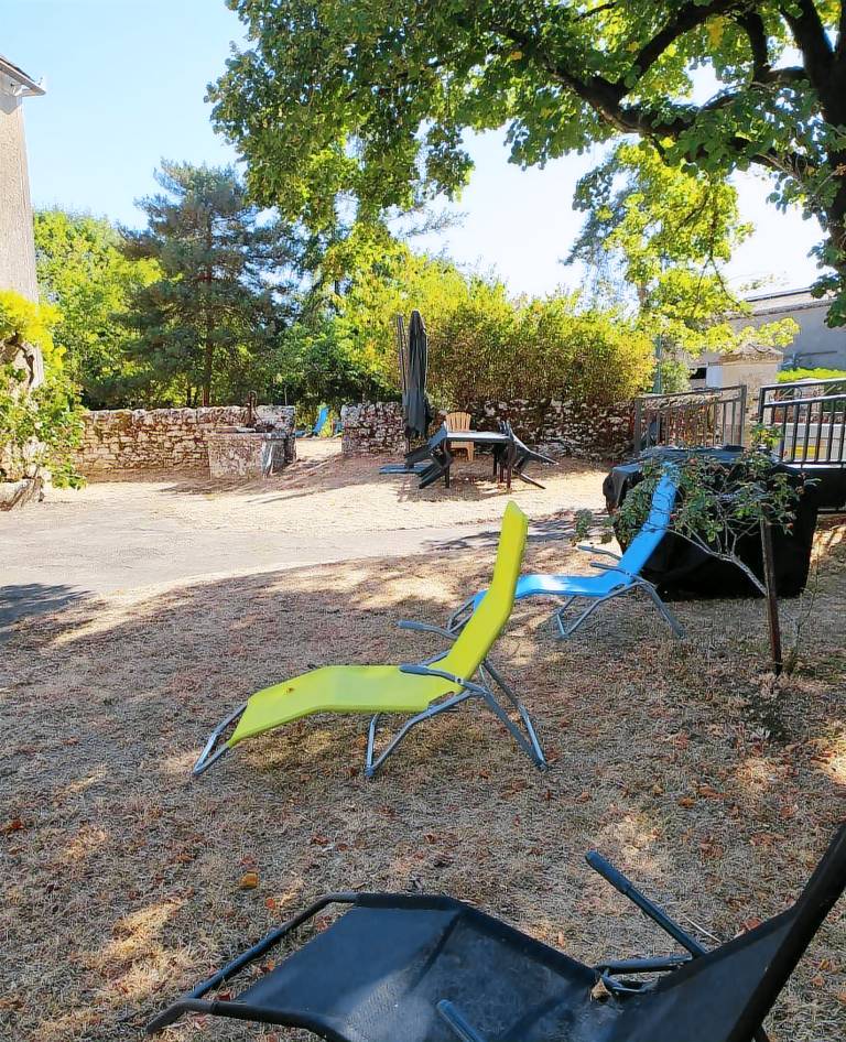 Gite with terrace, barbecue & garden — photo 2