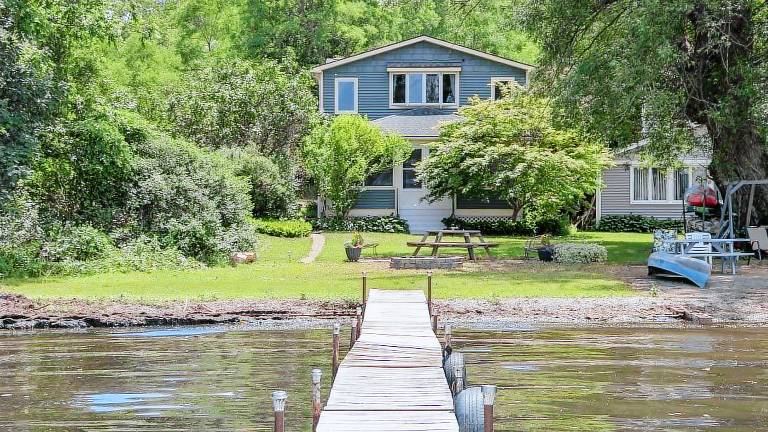 House  Conesus Lake
