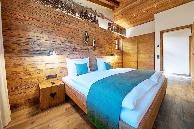 Family-oriented charming chalet with patio, sauna & grill | Mountain view | Next to the ski | Perfect for remote work | Pet-friendly — photo 5