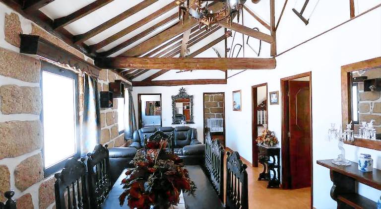 Vacation home with pool & garden — photo 4