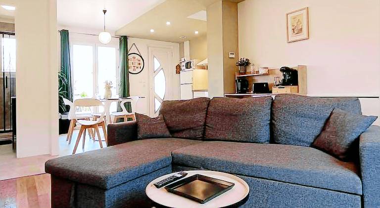 Vacation home with 1 room for 6 persons in Nevers