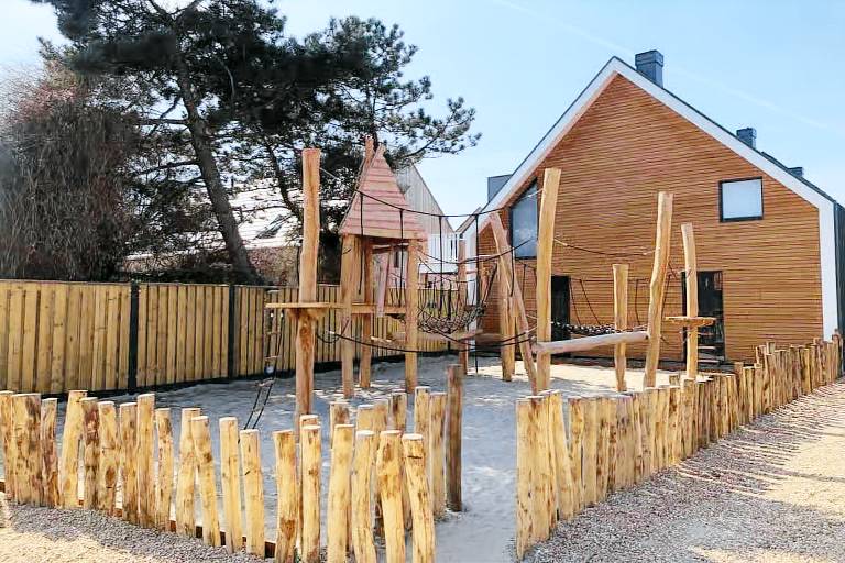Rental apartment with yard & sauna | Close to the beach | Dogs allowed in Zoutelande