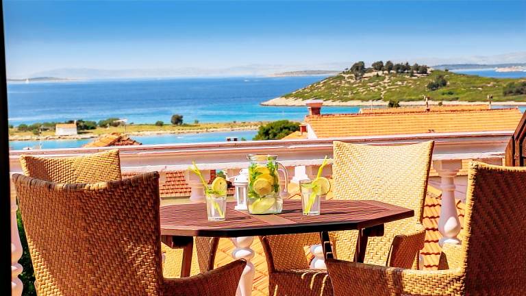 Apartament Drage