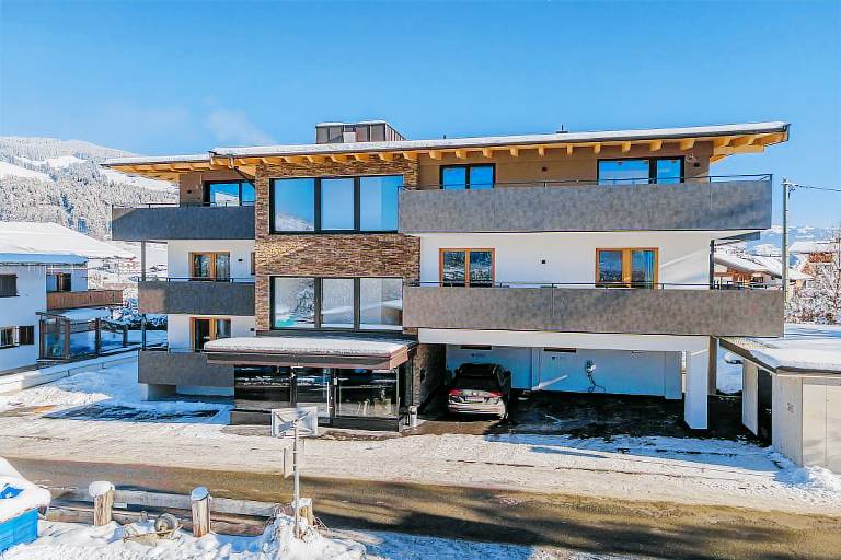 Ferienwohnung mit Hund in Brixen im Thale Tirol f&uuml;r max. 4 Personen